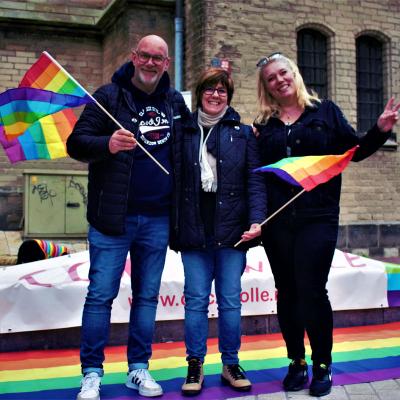 230415 Regenboogvlag actie Zwolle003.jpg