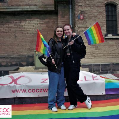 230415 Regenboogvlag actie Zwolle012.jpg