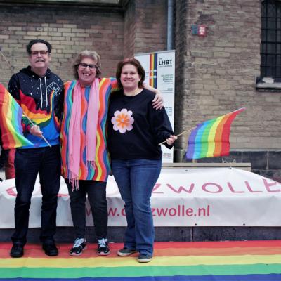 230415 Regenboogvlag actie Zwolle036.jpg