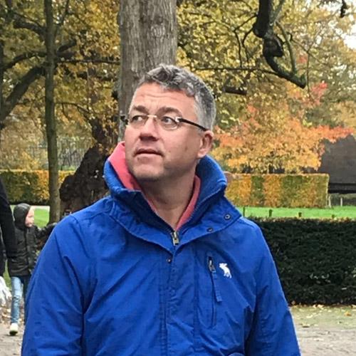 In memoriam: Sibrand Hofstra