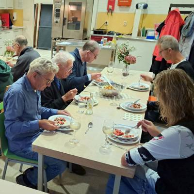 Lunch voor regenboogouderen