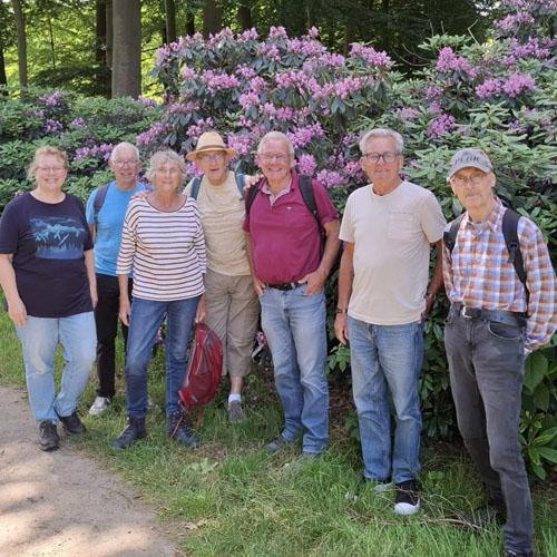 250625 Regenboogouderen naar Dalfsen 500px.jpg