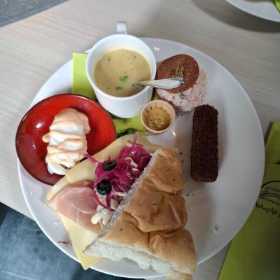 260821 Lunch 50 jaar COC Zwolle07.jpg